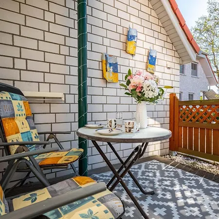 Birkenstrasse 14a Charlotte Apartment Zingst